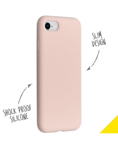 Accezz Liquid Silicone Backcover iPhone SE (2022 / 2020) / 8 / 7 - Roze / Rosa / Pink