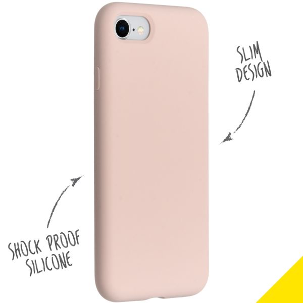 Accezz Liquid Silicone Backcover iPhone SE (2022 / 2020) / 8 / 7 - Roze / Rosa / Pink