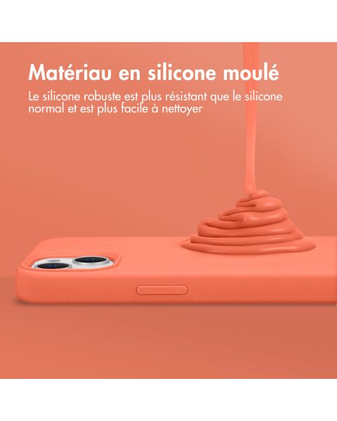 Accezz Liquid Silicone Backcover met MagSafe iPhone 14 Pro - Nectarine
