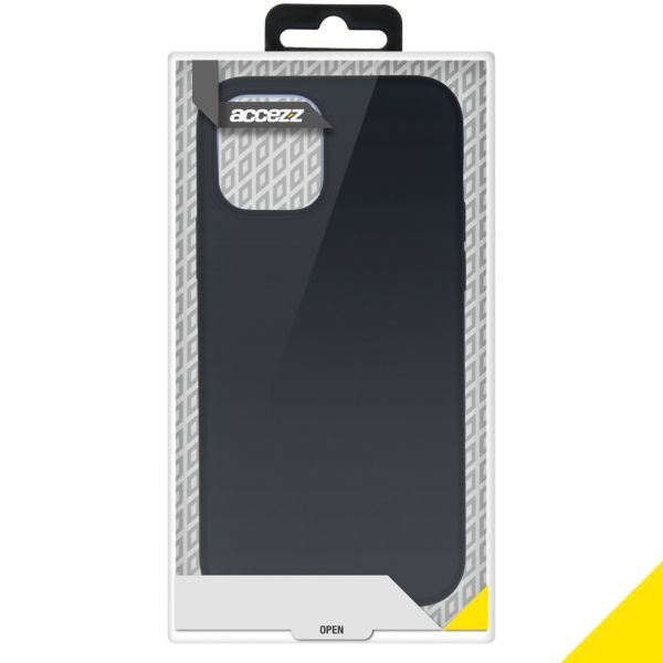 Accezz Liquid Silicone Backcover iPhone 12 (Pro) - Zwart / Schwarz / Black