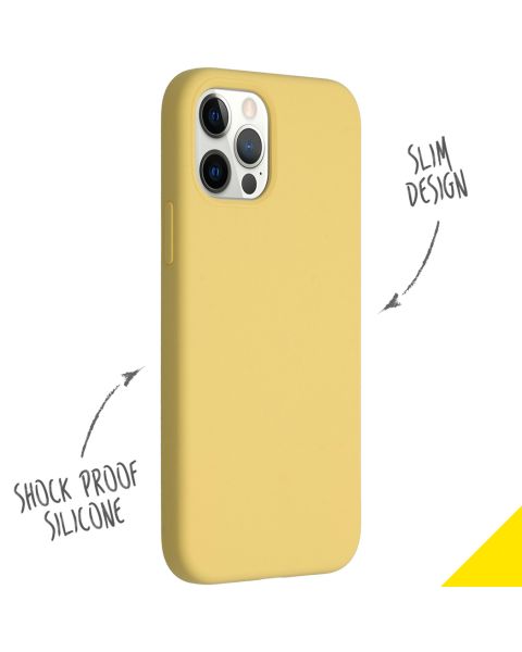 Accezz Liquid Silicone Backcover iPhone 12 (Pro) - Stone